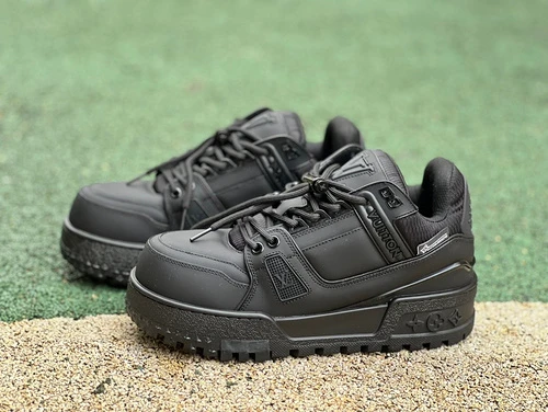 Louis Vuitton Trainer Maxi Black Soul