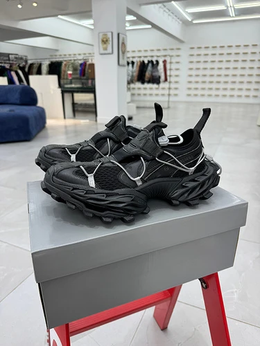 Balenciaga 15th Gen 18XL Hiking Outdoor Black Sneakers