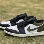 Air Jordan 1 Low Black Green Olive 553558-092