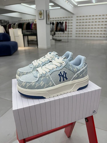 MLB Chunky Liner Denim Blue White Dad Shoes