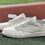 Travis Scott x Air Jordan 1 Low Golf TD1288-111 Triple White Reverse Swoosh