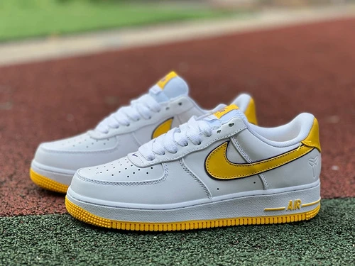 Kobe Bryant x Nike Air Force 1 Low Retro QS FZ1151-100