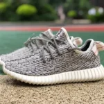 Adidas Yeezy Boost 350 in Grey