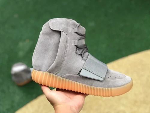 Adidas Yeezy 750 Boost in Glow Grey