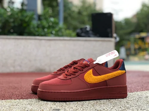 Nike La Familia Redstone Red Brown Low Sneakers DV5153-600