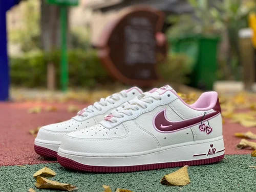 Nike Air Force 1 07 LX Low-Top Valentine's Day Cherry Sneakers FD4616-161