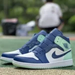 Air Jordan 1 Mid Blue Mint 554724-413