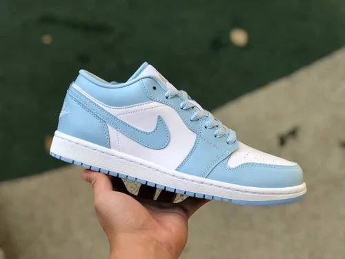 Air Jordan 1 Low DC0774-141 University Blue Retro