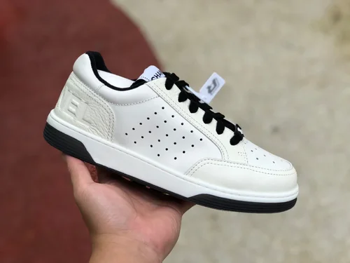 CHANEL 22P Casual Sneakers in White and Black