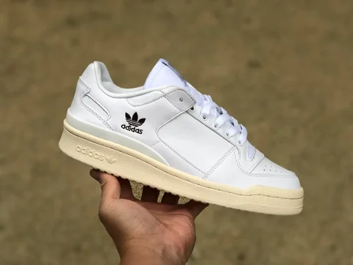 Adidas Forum 84 Low ADV Distressed White Sneakers GW3180