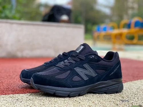 New Balance 990V4 Black Retro Running Shoes M990BB4