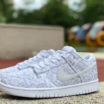 Nike Dunk Low ESS Paisley DJ9955-100