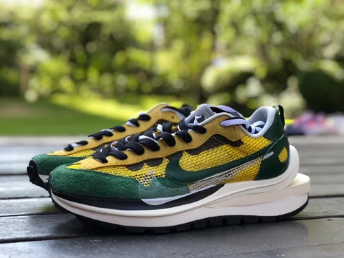 Nike x Sacai Vaporwaffle Yellow Green CV1363-700