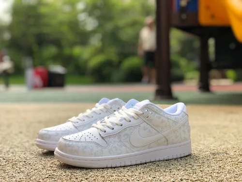 Nike Dunk Low Triple White DD1503-109