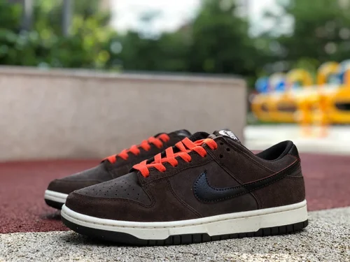 Nike Dunk Low Retro Dark Brown Orange Retro Sneakers D08801-200