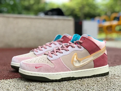 High-Quality Nike Dunk Low Soft Pink Strawberry Retro Sneakers DJ1173-600