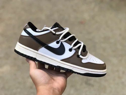 Nike Dunk Low Mocha Strap Retro Sneakers DJ6188-002