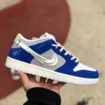 Fly Streetwear x Nike SB Dunk Low DQ5130-400