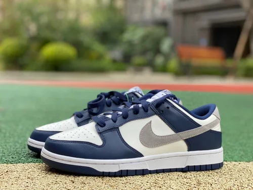 Nike Dunk Low Midnight Navy Retro Sneakers FD9749-400