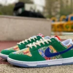 Nike Dunk Low "Foam Finger" Green Cheer Retro Sneakers DZ5184-300