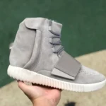 Adidas Yeezy 750 Boost in Grey