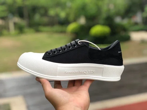 Alexander McQueen Low-Top Black White Casual Sneakers