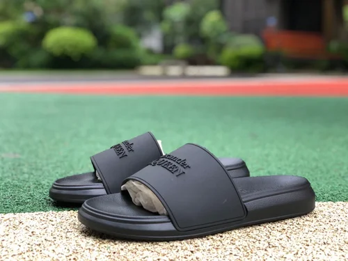 Alexander McQueen Pool Black Slides