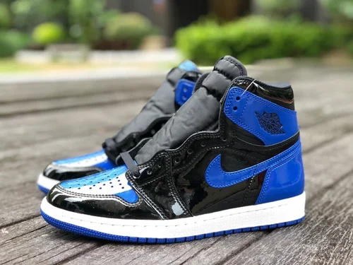 Air Jordan 1 High 555088-404 Black Blue Patent Retro