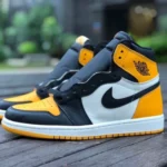 Air Jordan 1 High 555088-711 Black Yellow Toe Retro