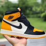 Air Jordan 1 High 555088-711 Black Yellow Toe Retro