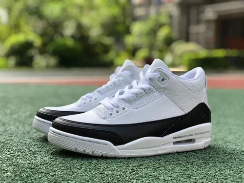 Air Jordan 3 x Fragment DA3595-100 Black White