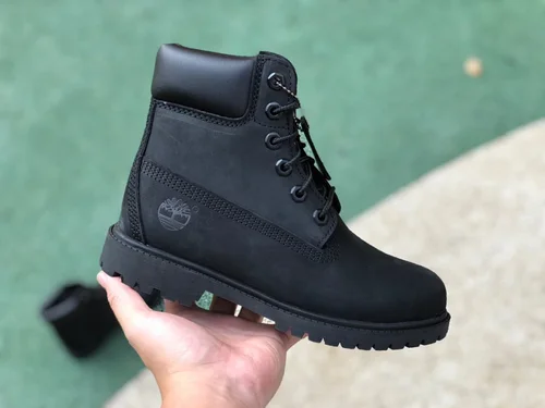 Timberland 6-Inch Lightweight Boots in Black High-Top