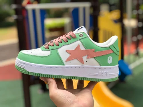 BAPE STA SK8 Low-Top Shoes in White and Green