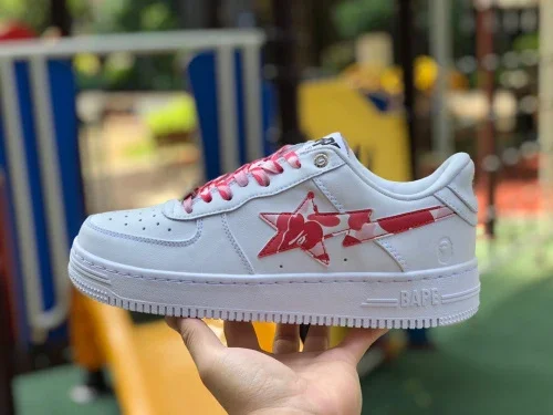 BAPE STA SK8 Low-Top Shoes in White and Red