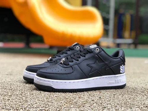 BAPE STA SK8 Low-Top Shoes in Black and White