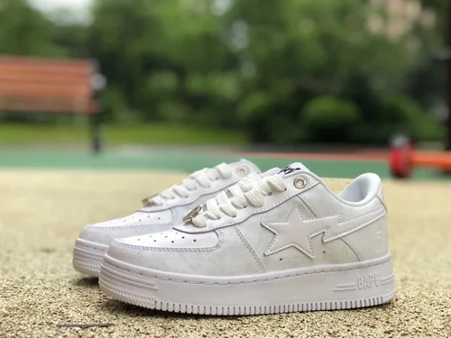 BAPE STA SK8 Low-Top Shoes in White with Pattern