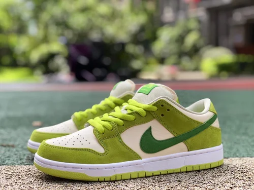 Pure Original Nike SB Dunk Low White Green Apple Retro Sneakers DM0807-300