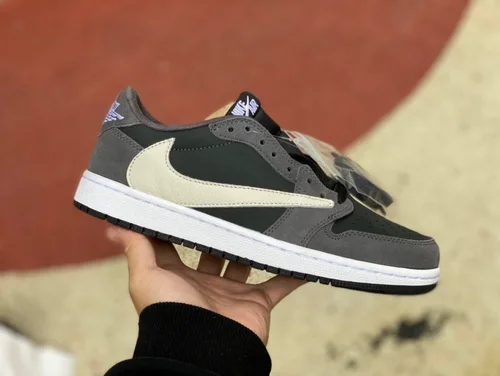 Travis Scott x Air Jordan 1 Low CQ4277-003 Carbon Grey Reverse Swoosh