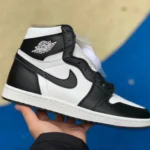 Air Jordan 1 High BQ4422-001 Black White 85 Cost-Effective Version