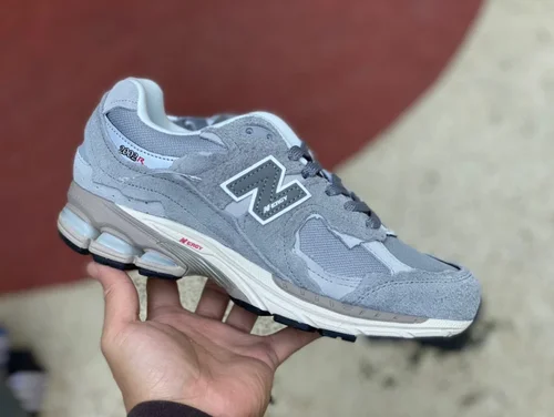 NB 2002R Grey New Balance 2002R Retro Running Shoes M2002RDM