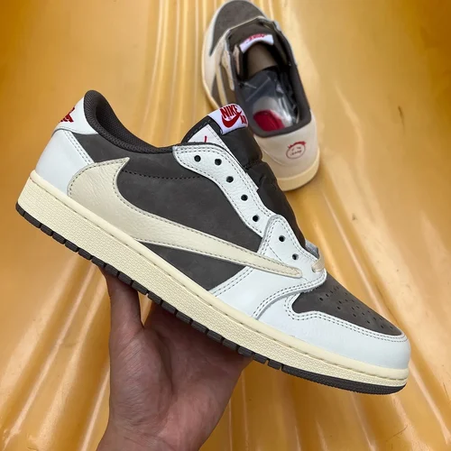 Travis Scott x Air Jordan 1 Low DM7866-162 White Brown Factory Leather Version