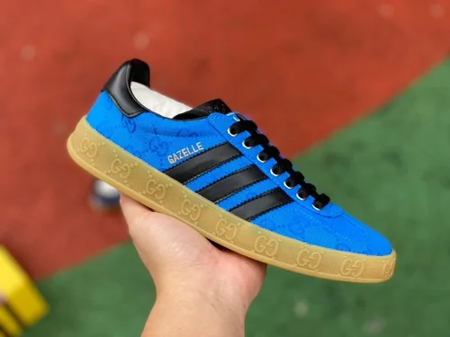 GUCCI x Adidas Originals Canvas Low-Top Lace-Up Sneakers in Blue & Black