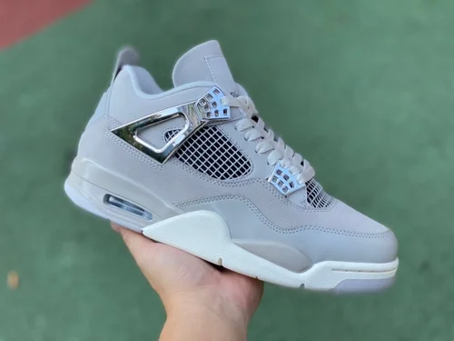 Air Jordan 4 WMNS Frozen Moments AQ9129-001