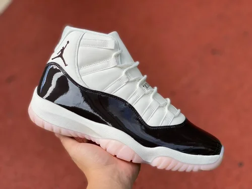 Air Jordan 11 "Neapolitan" AR0715-101