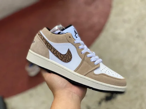 Air Jordan 1 Low DZ4130-201 White Brown Retro