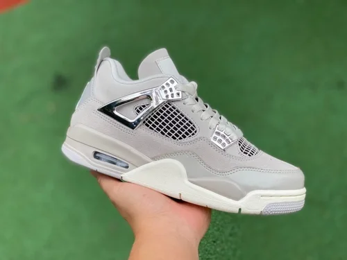 Air Jordan 4 WMNS Frozen Moments AQ9129-001