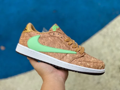 Travis Scott x Air Jordan 1 Low DM7866922 Oatmeal Green Reverse Swoosh