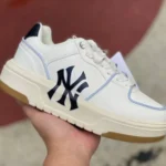 MLB White Beige NY Yankees Dad Shoes 3ASXCA12N-50WHS