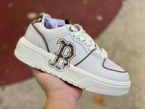 MLB White Brown NY Print Casual Shoes 3ASXCDN3N GP007