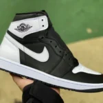 Air Jordan 1 High DZ5485-010 Reverse Panda Pure Version